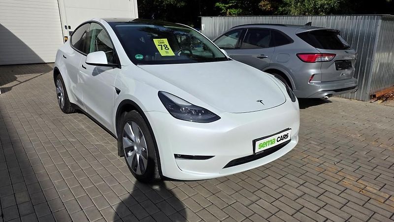 Tesla Model Y (2023) LR AWD Berlin Záruka SoH 92,9% - fotka 4 z 39