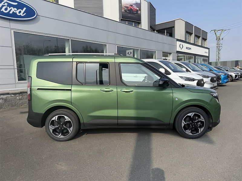 Ford Tourneo Courier (2026) Titanium, Tourneo, 43 kWh Elek - fotka 2 z 20