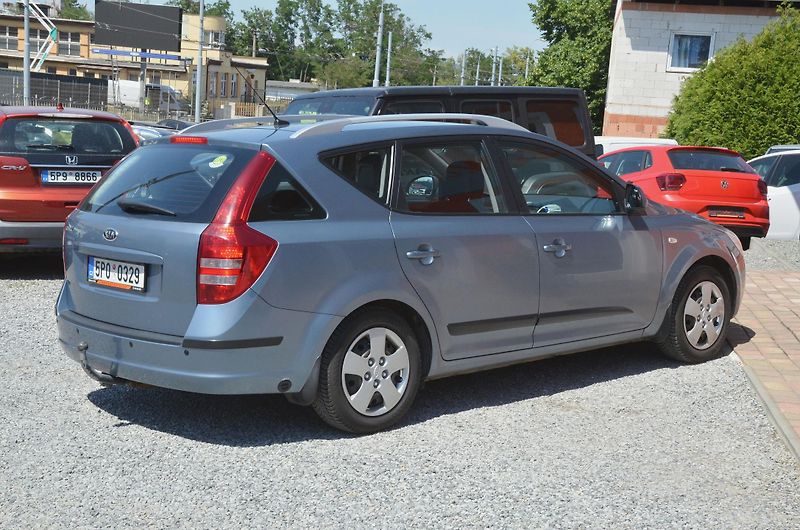 Kia Ceed (2008) LPG // REZERVOVÁNO // - fotka 6 z 29