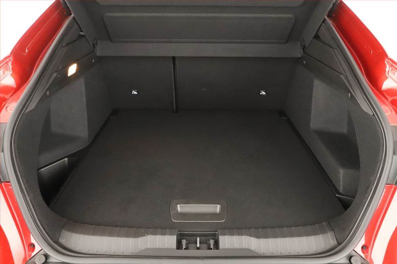Renault Arkana (2024) 1.3 TCe, Výhřevy, Mrtvý úhel - fotka 11 z 17