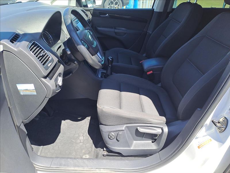 Seat Alhambra 2,0 TDI - fotka 5 z 17