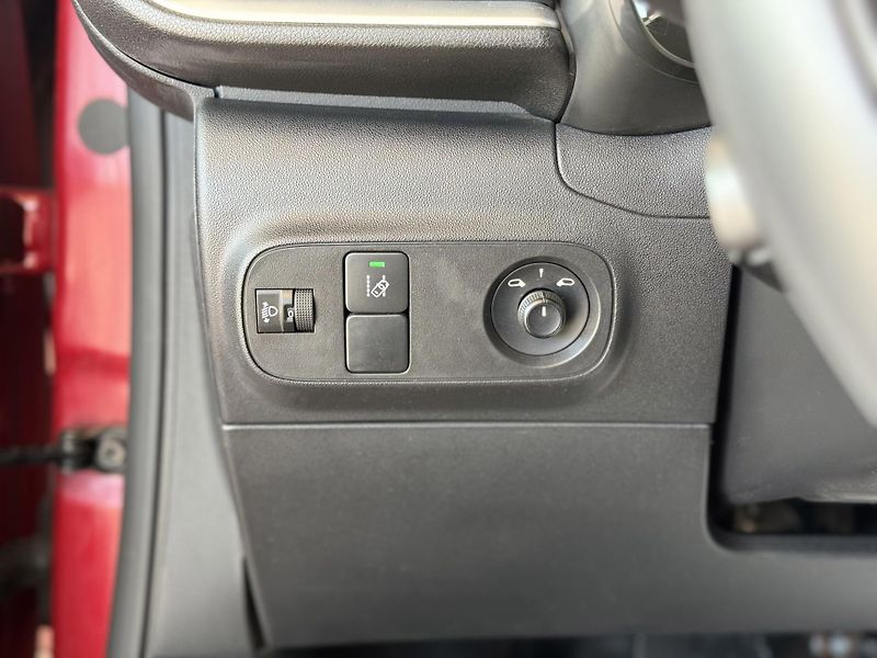 Citroën C3 1,2PT *Aut.Klima*Tempomat*Navi - fotka 22 z 27