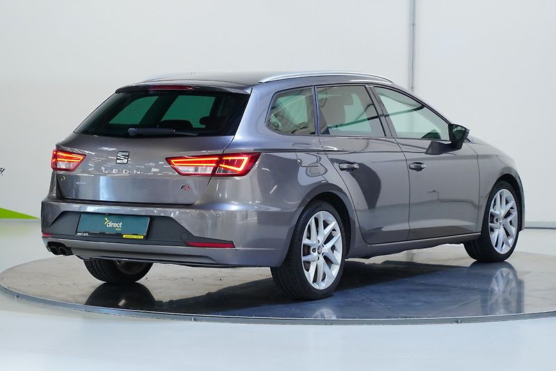 Seat Leon - fotka 2 z 26