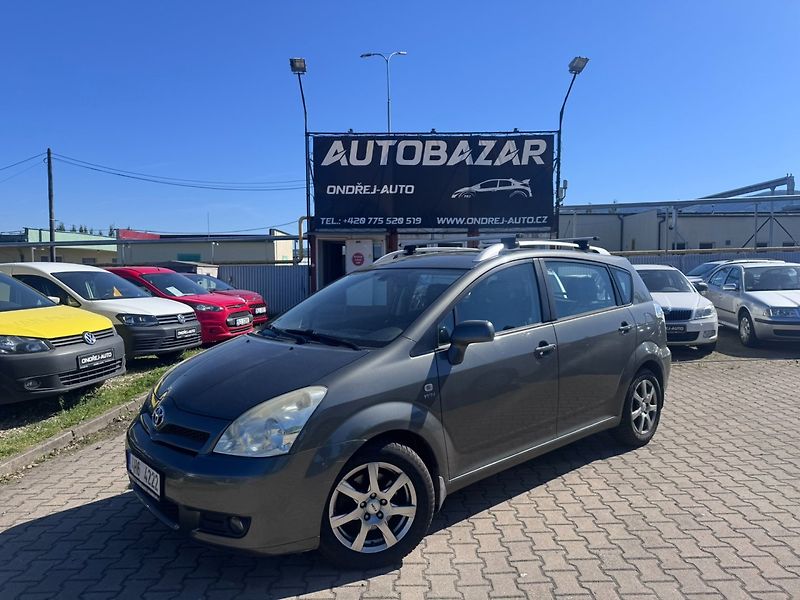 Toyota Corolla Verso (2005) AUTOMAT 1,8i VVT-i 95 KW ČR - fotka 1 z 36