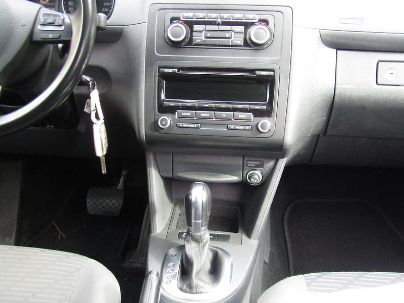 Volkswagen Caddy (2014) MAXI DSG 7MÍST - fotka 17 z 35
