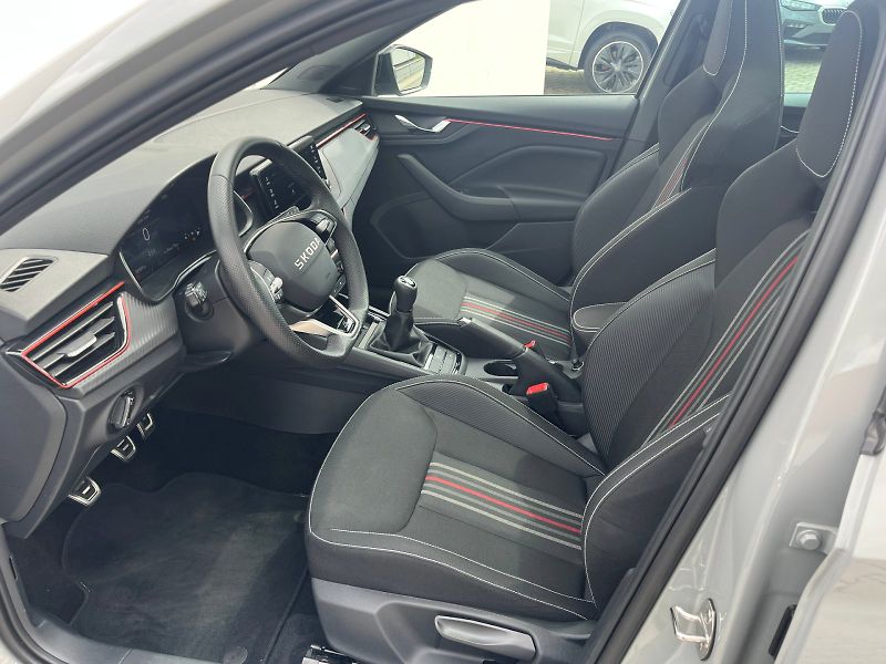 Škoda Scala (2025) Monte Carlo 1.0TSi 85kW 6°manu - fotka 11 z 29