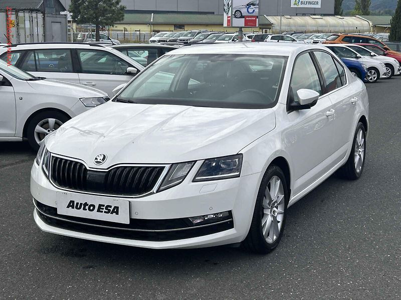 Škoda Octavia (2018) 1.8 TSi, 1.maj,ČR, Elegance - fotka 3 z 19