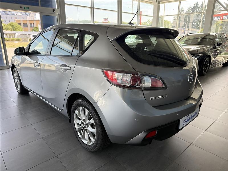 Mazda 3 1,6   77kW,SENZORY - fotka 5 z 21