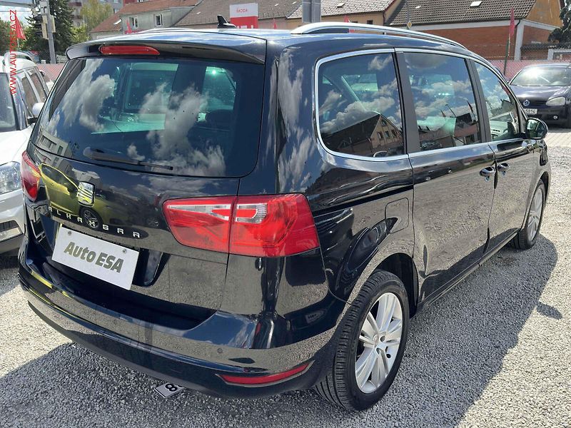 Seat Alhambra (2014) 2.0TDi, DSG, navi, bixen - fotka 4 z 19