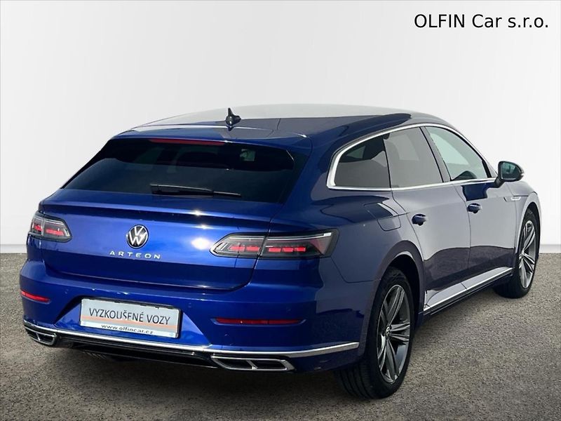 Volkswagen Arteon Shooting Brake 2,0 TDi 110kW 7DSG R-Line - fotka 2 z 28