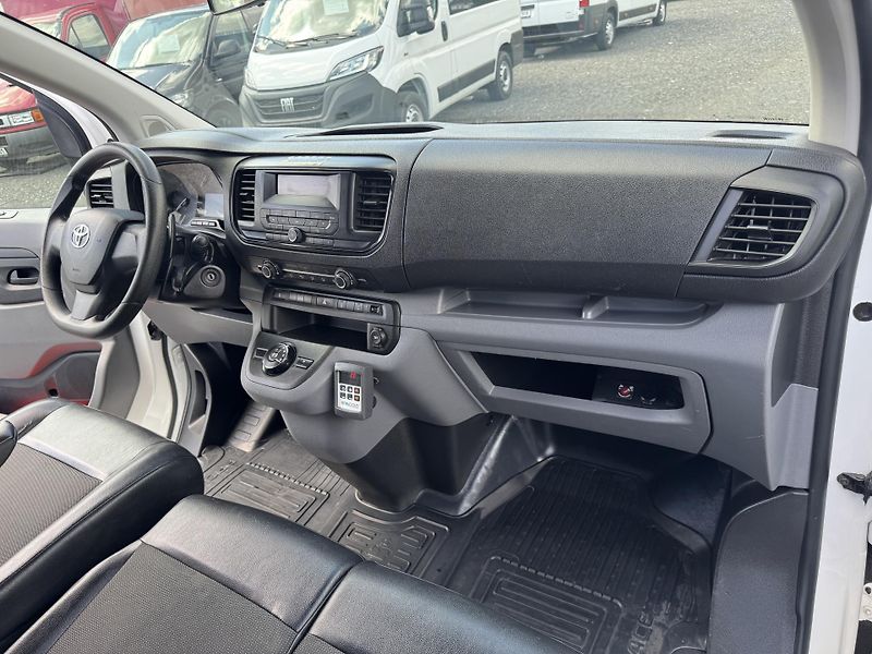 Toyota ProAce 2.0,130kw, Chlaďák, ČR, DPH. - fotka 27 z 37