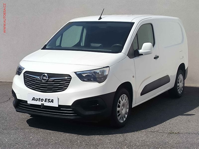 Opel Combo (2020) 1.5CDTi MAXi, AC - fotka 3 z 21