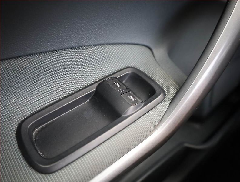 Ford Fiesta (2009) 1.25, nová STK, servisované - fotka 14 z 16