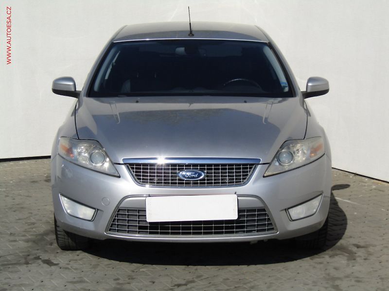 Ford Mondeo (2009) 1.8 TDCi, servis.kniha - fotka 2 z 3