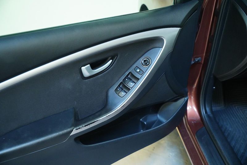 Hyundai i30 - fotka 12 z 30