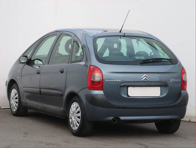 Citroën Xsara Picasso (2008) 1.6 16V, LPG, po STK, Klima - fotka 4 z 15
