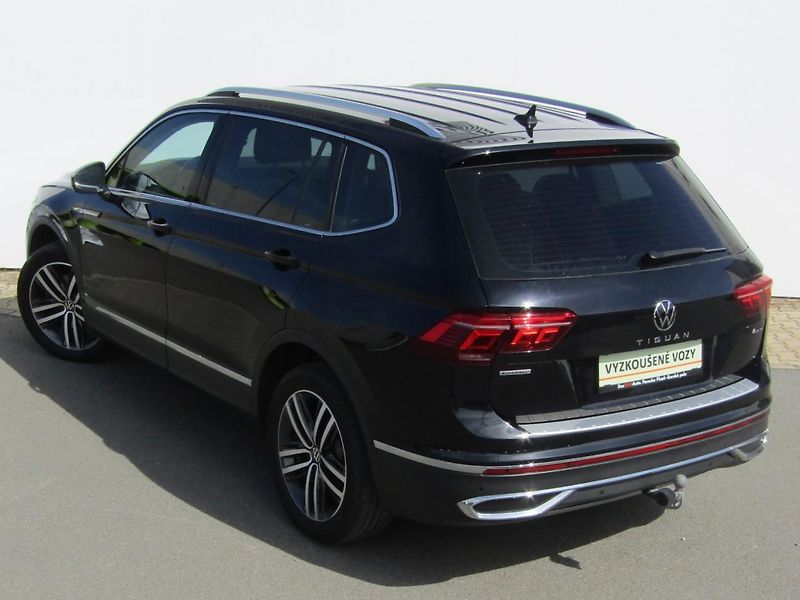 Volkswagen Tiguan Elegance 2.0 TDI 147 kW DSG 4 - fotka 14 z 30