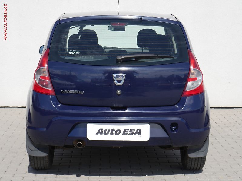 Dacia Sandero (2012) 1.2i, 1.maj,ČR, Klima - fotka 5 z 14