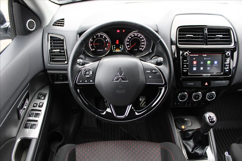 Mitsubishi ASX 1,6 MIVEC  KEYLESS,EDITION+ - fotka 10 z 40