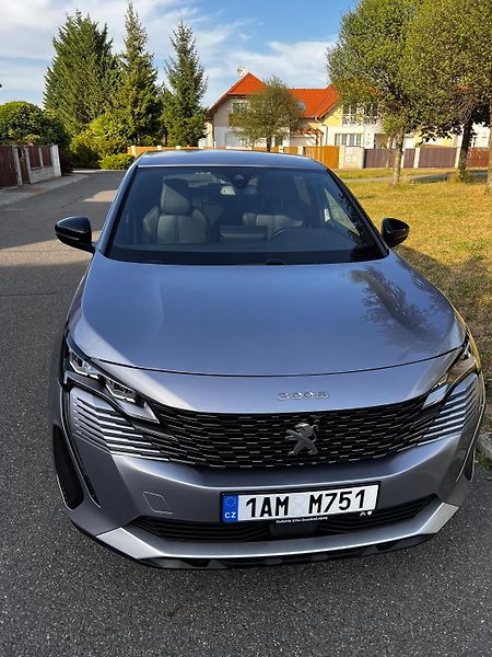 Peugeot 3008 (2024) 1.2 PureTech 96kW, Allure pack - fotka 5 z 26