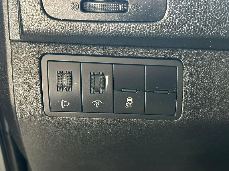 Kia Venga 1,4i 66kW, 1.majitel - fotka 16 z 17