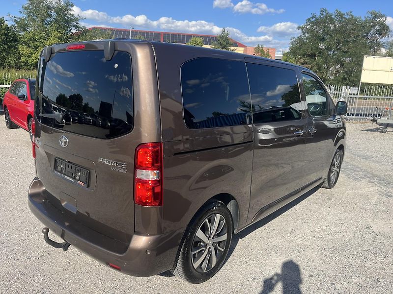 Toyota ProAce Verso (2021) 2.0D 130Kw Webasto Panorama - fotka 7 z 25