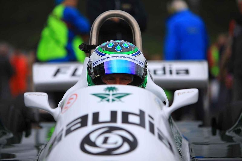 Lotus s Joaquinem Folchem za volantem.