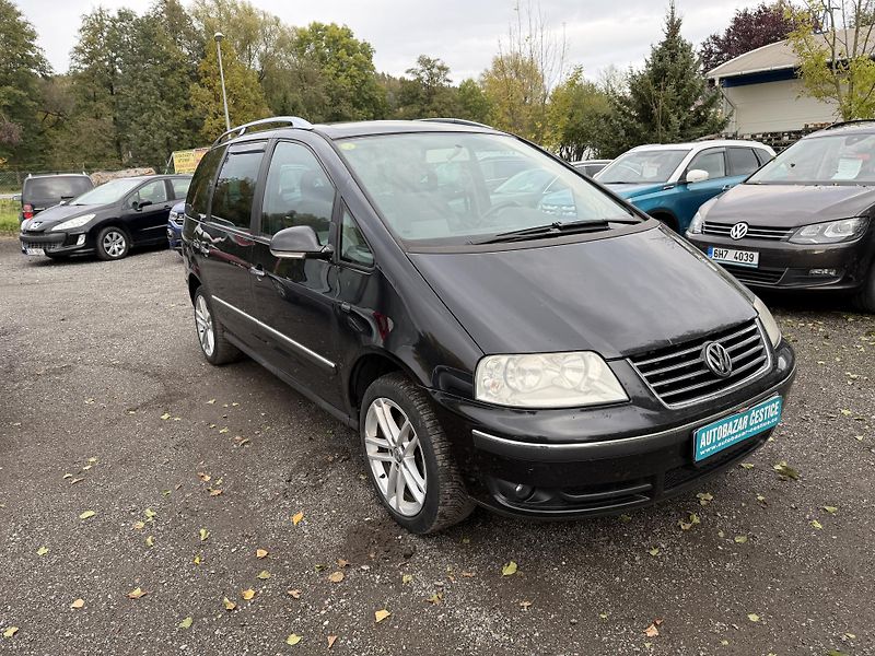 Volkswagen Sharan 1.9 TDI 7 MIST - fotka 4 z 26