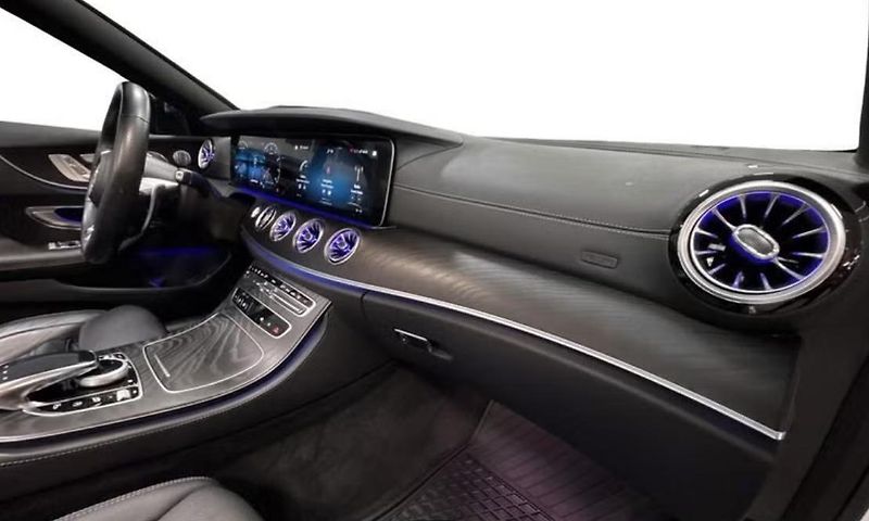 Mercedes-Benz Třídy E 53 AMG 4M 360k Odvět. sedadla - fotka 8 z 18