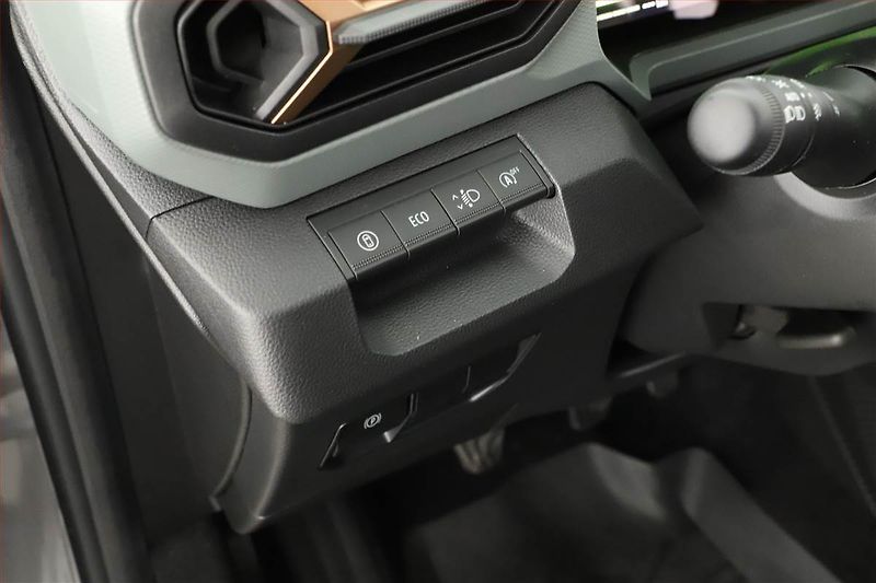 Dacia Bigster (2025) 1.2 MHEV, Extreme, FullLed - fotka 11 z 18