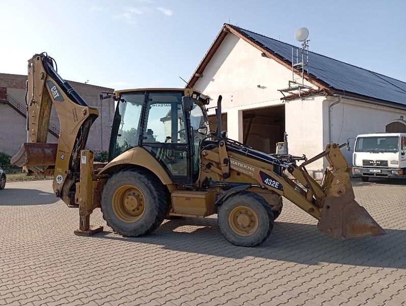 Caterpillar (2010) 432E - fotka 12 z 16