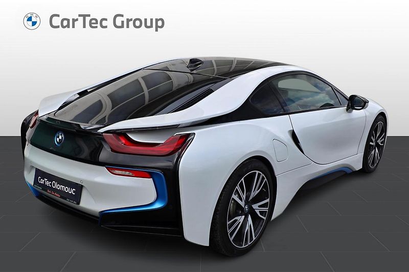 BMW i8 - fotka 5 z 15