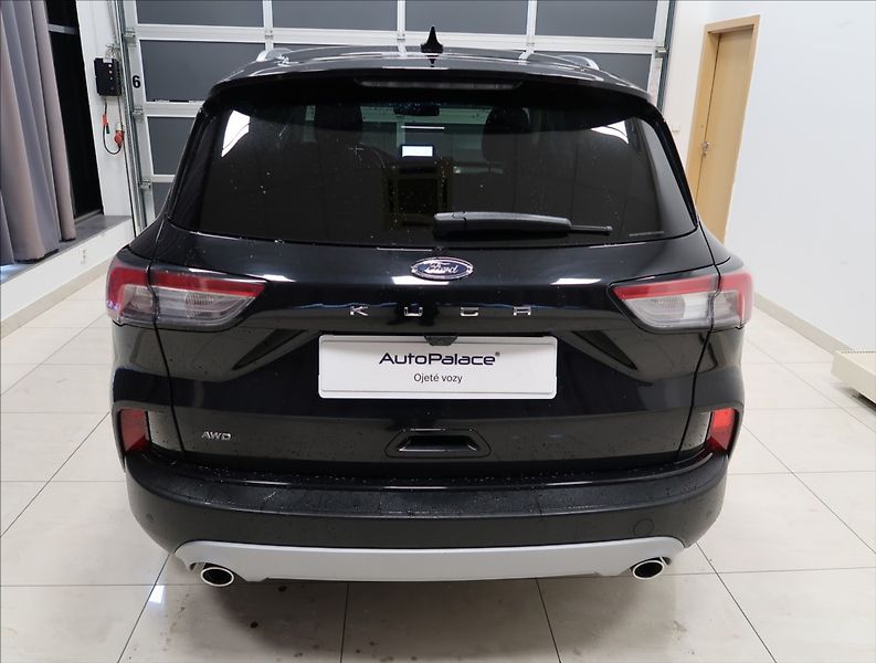 Ford Kuga 2,0 TDCI AUT 4x4 ČR 1 MAJITEL - fotka 5 z 26