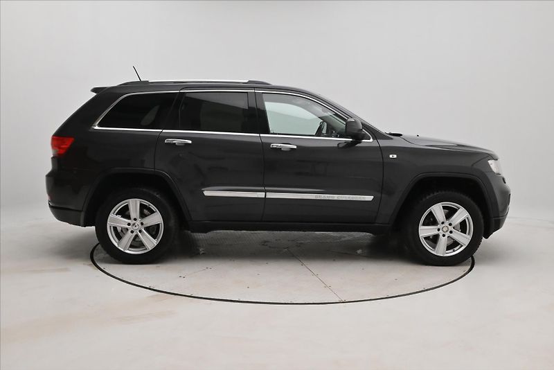 Jeep Grand Cherokee 3,0 CRD 177 kW 4x4 AT Overland - fotka 4 z 33