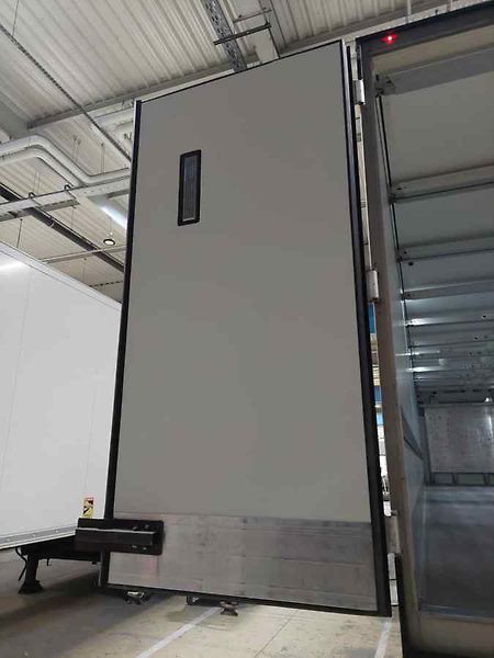 Schmitz Ostatní SKO 24 Carrier Vector 1550 dvo - fotka 11 z 27