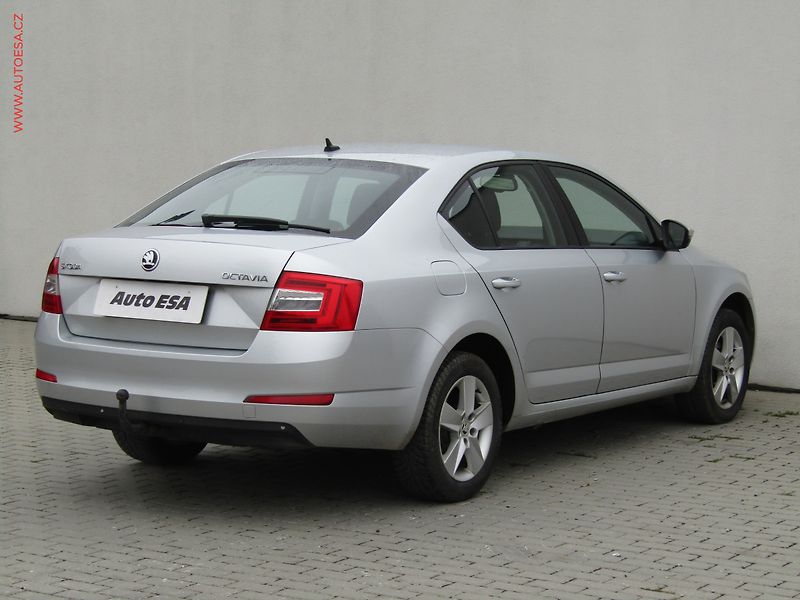 Škoda Octavia (2015) 1.6TDi, ČR, Style, TZ, navi - fotka 4 z 19