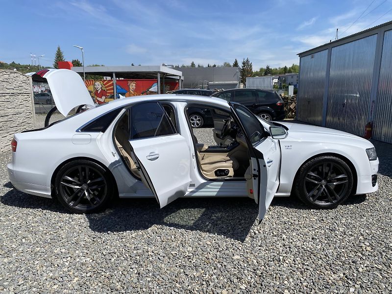 Audi A8 S8 4.0i V8 520PS CZ DPH EXTRA! - fotka 142 z 176
