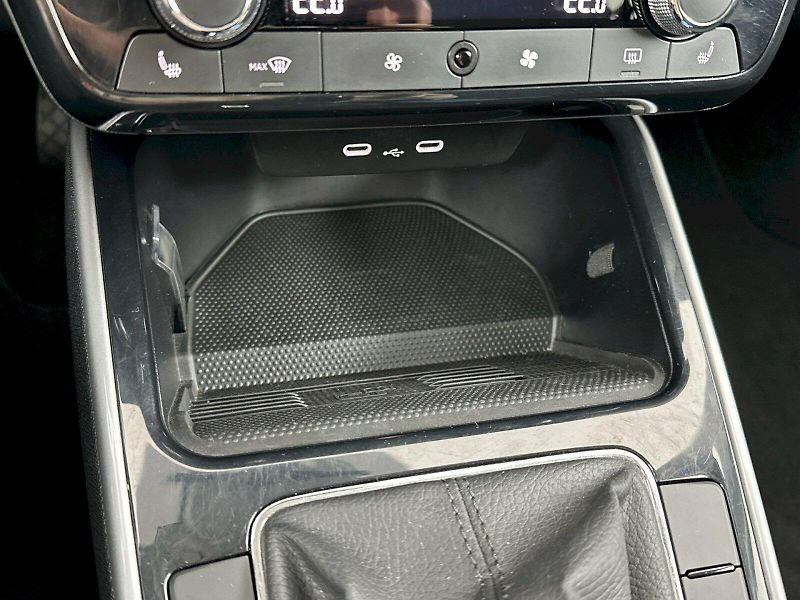 Škoda Fabia (2025) DSG 1.0TSI 85kW Top Selection - fotka 22 z 29