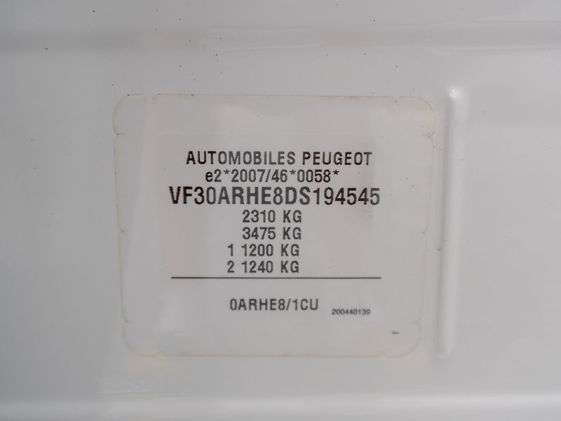 Peugeot 5008 (2013) 2.0HDI 110KW man– 2x PNEU - fotka 33 z 35