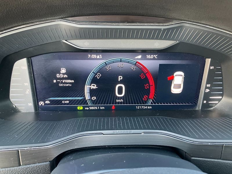 Škoda Superb (2022) 2.0TDI 110kW DSG STYLE PLUS - fotka 21 z 30