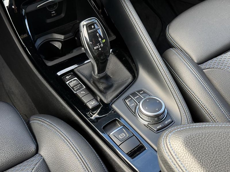 BMW X1 xDrive20i - fotka 12 z 21