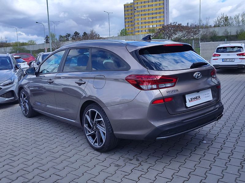 Hyundai i30 1.5 T-GDi/117kW N-Line DCT - fotka 7 z 33