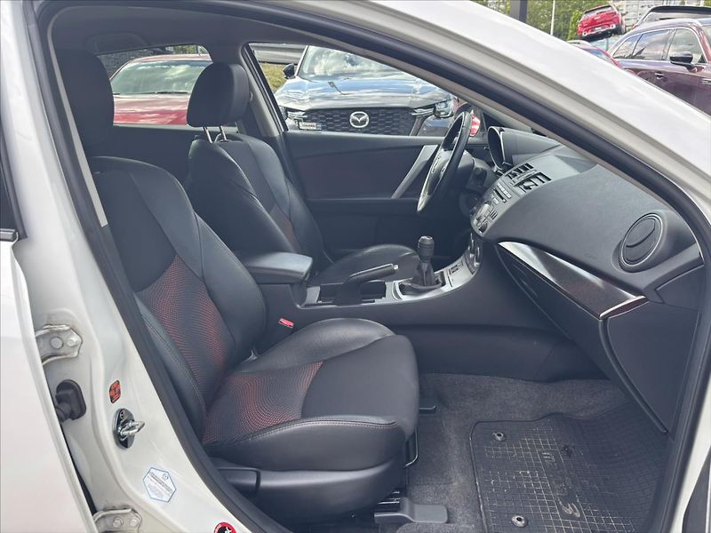 Mazda 3 2,3 MZR DISI 191kW MPS - fotka 15 z 36