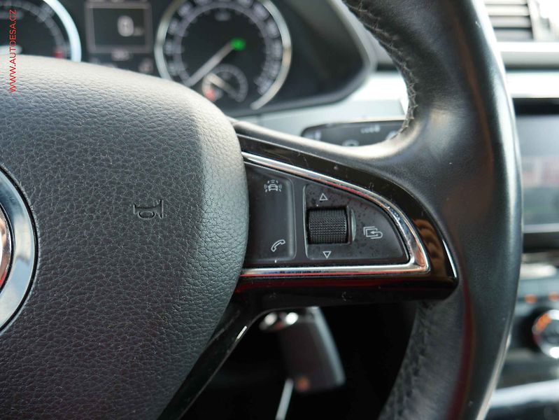 Škoda Superb (2016) 2.0TDi 4x4, ČR, Ambition - fotka 15 z 21