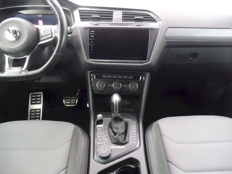 Volkswagen Tiguan (2018) Highline 2,0 TDI 140kW DSG 4MO - fotka 11 z 28