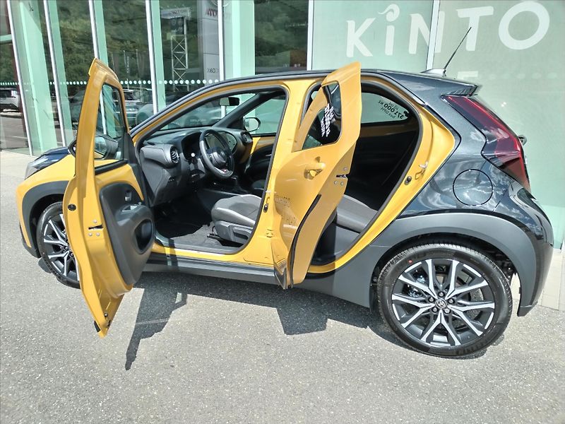 Toyota Aygo 1.5 HYBRID e-CVT  GR SPORT 116 - fotka 4 z 15
