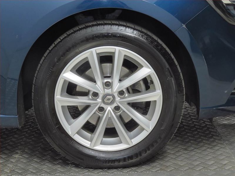 Renault Mégane (2020) 1.3 TCe, Serv.kniha, Kůže - fotka 14 z 18
