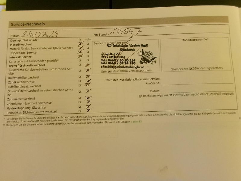 Škoda Yeti (2012) 2,0TDI 4x4 AC TAŽNÉ 1.MAJ - fotka 26 z 26