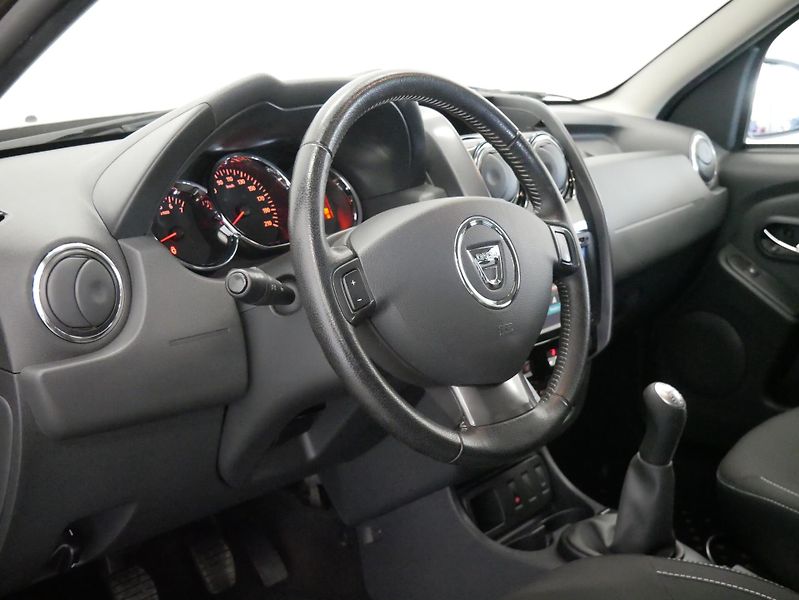 Dacia Duster - fotka 14 z 28
