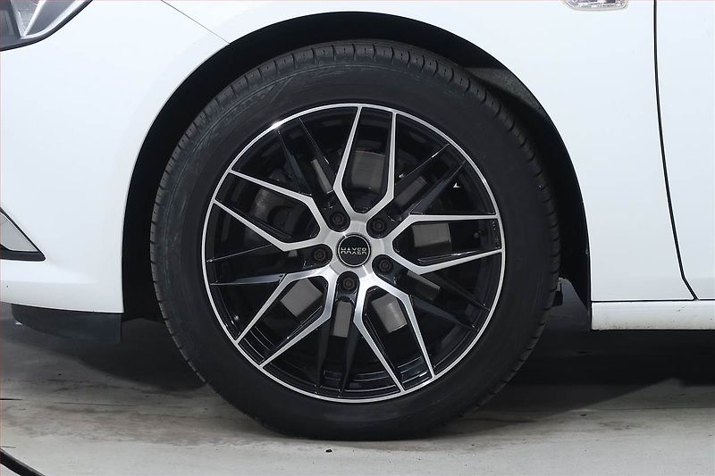 Opel Insignia (2017) 2.0 CDTI, Navi, Tempomat - fotka 14 z 21